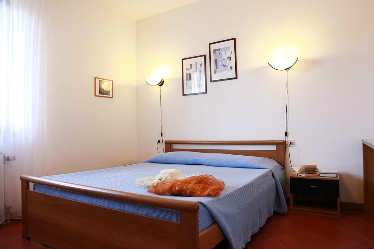 Aparthotel Elba Vip Porto Azzurro Exterior foto